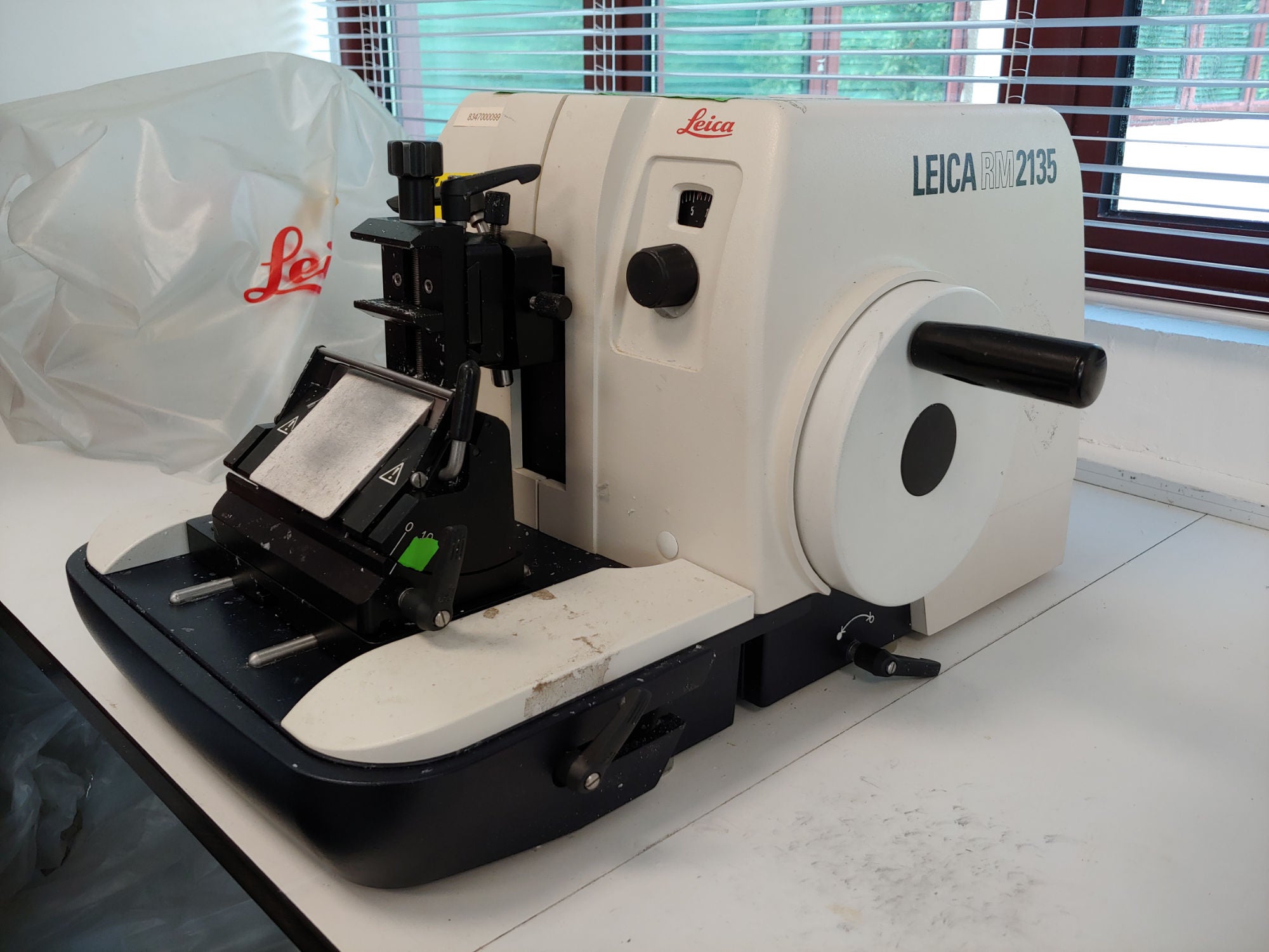 Histology Leica RM2135 Rotary microtome St John's Island National Marine Laboratory
